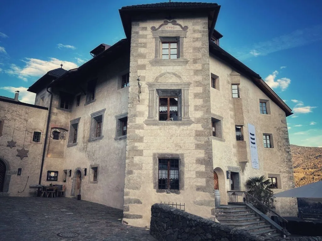 Gourmet Hotel Ansitz Steinbock, Villanders