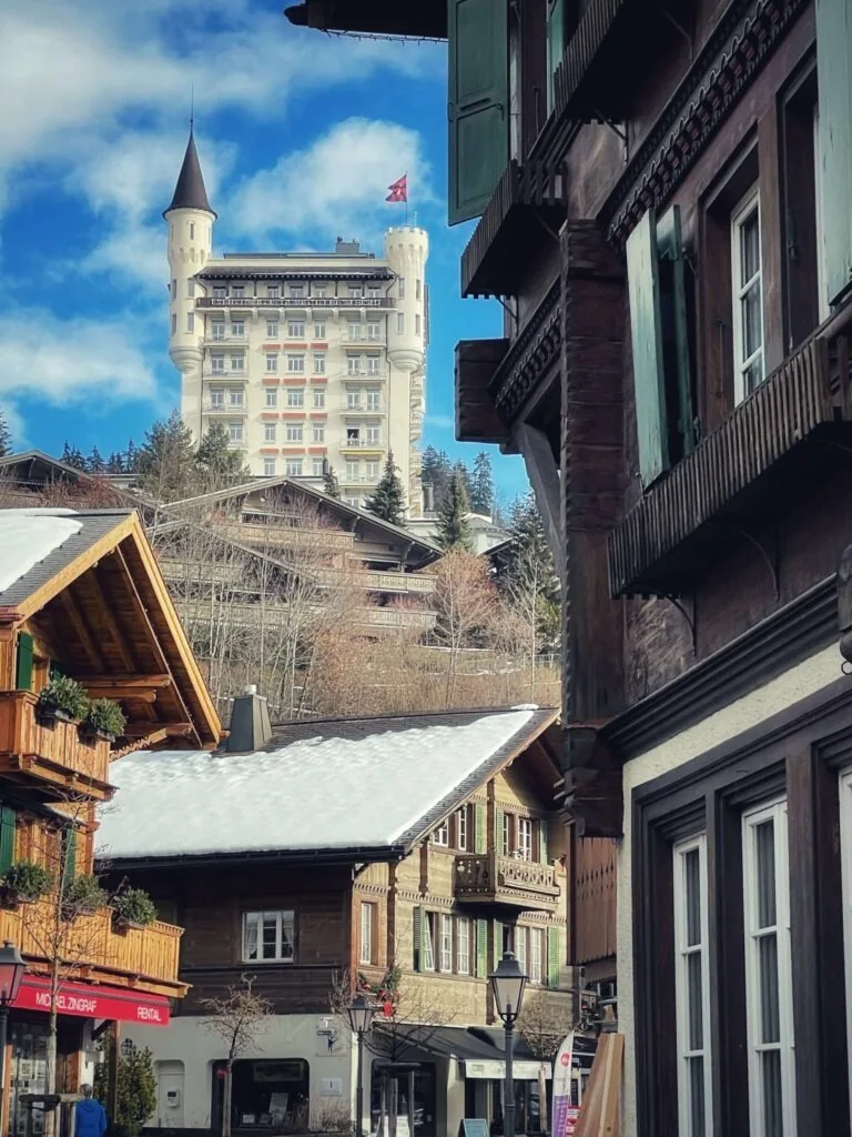 Gstaad Palace im Winter