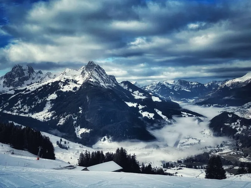 Gstaad Palace im Winter