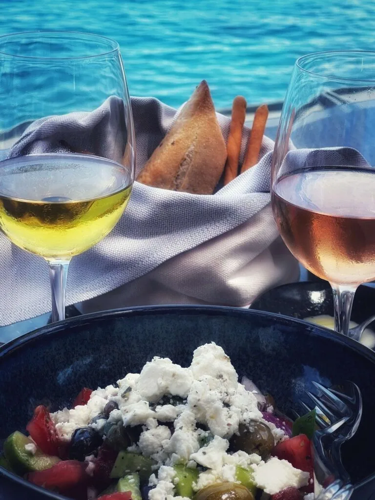 Minos Beach Art Hotel, Kreta